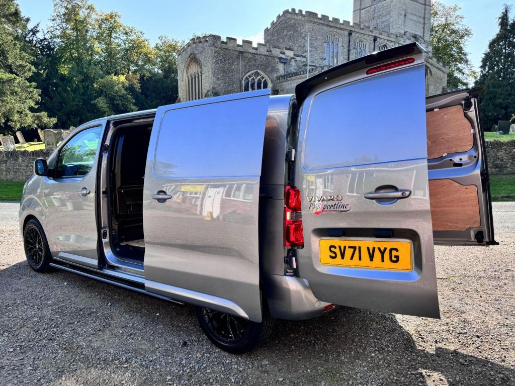 VAUXHALL VIVARO