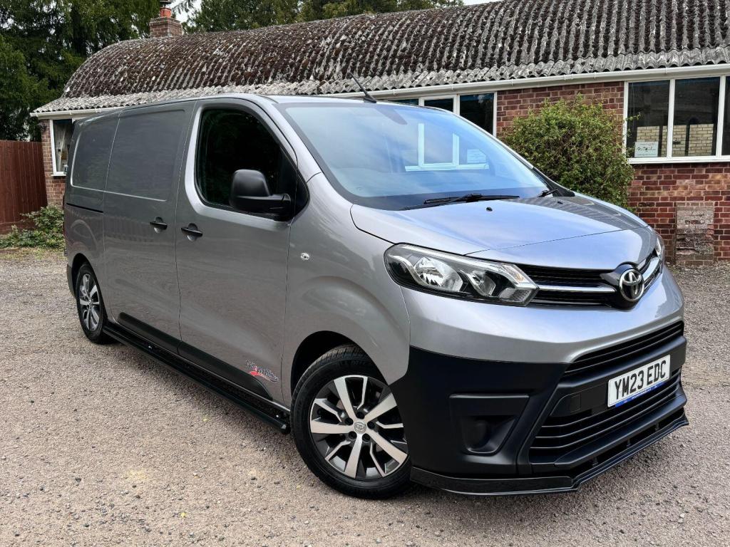 View TOYOTA PROACE 1.5 D Icon