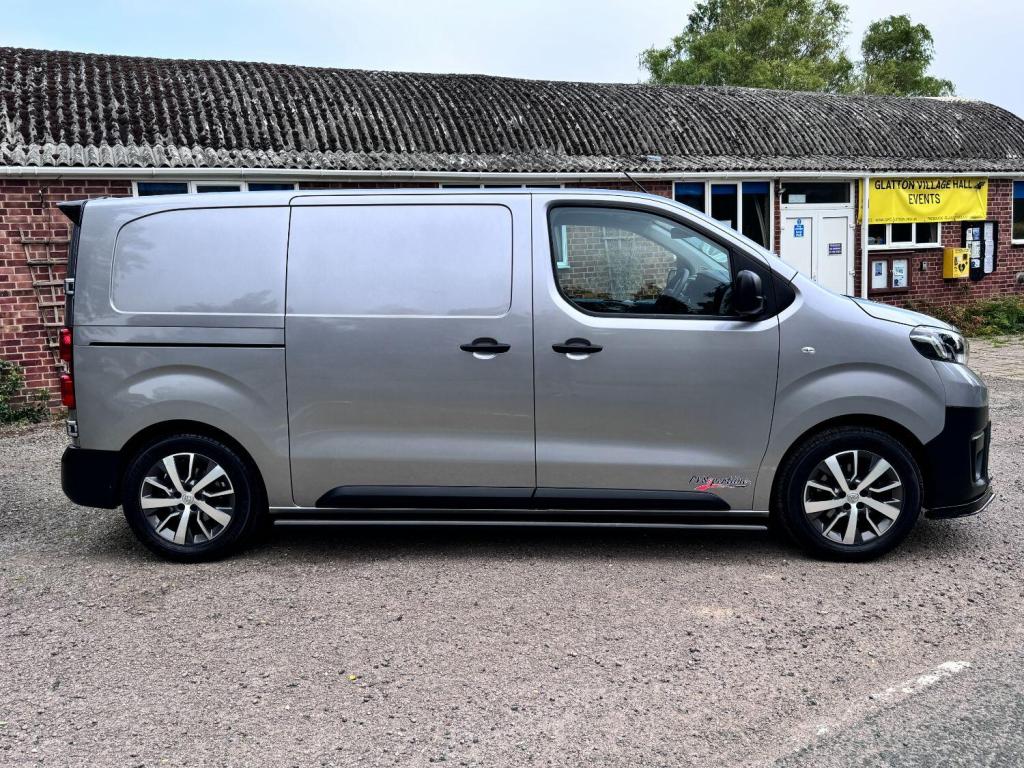 View TOYOTA PROACE 1.5 D Icon