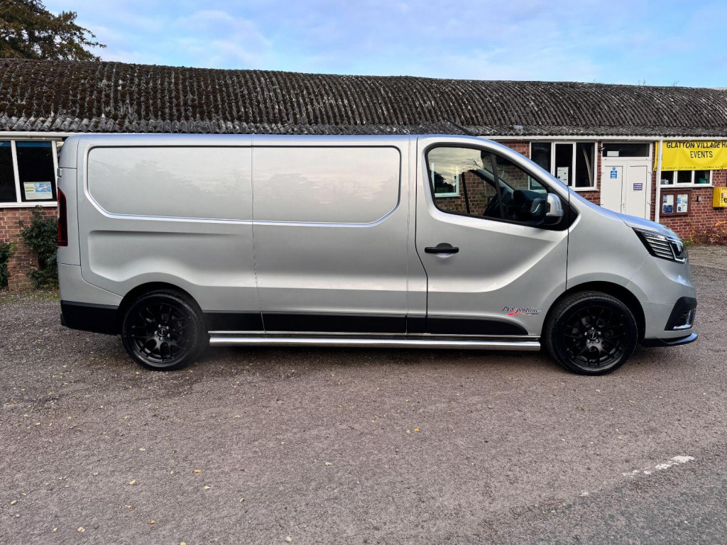 View RENAULT TRAFIC 2.0 LL30 Blue dCi 130 Sport Panel Van MY22