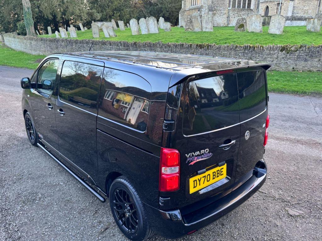 VAUXHALL VIVARO