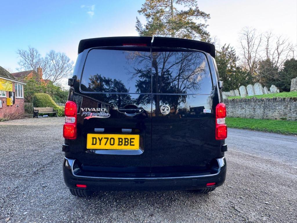 VAUXHALL VIVARO