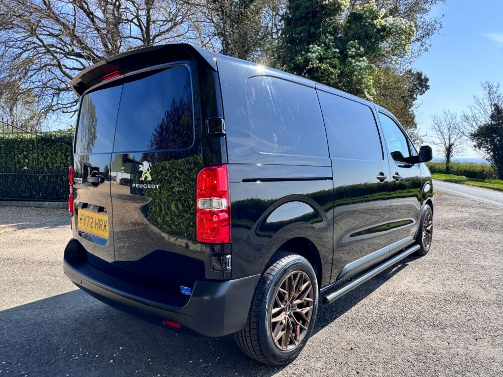 View PEUGEOT EXPERT 2.0 BlueHDi 1400 Professional Premium