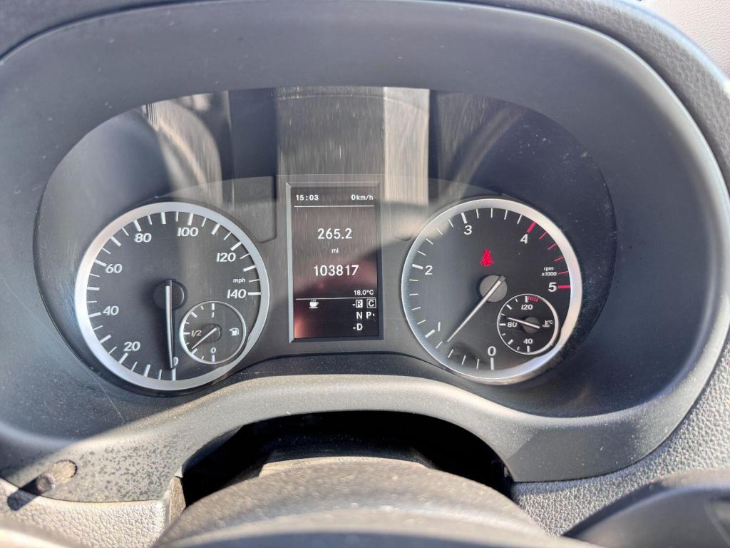 MERCEDES-BENZ VITO