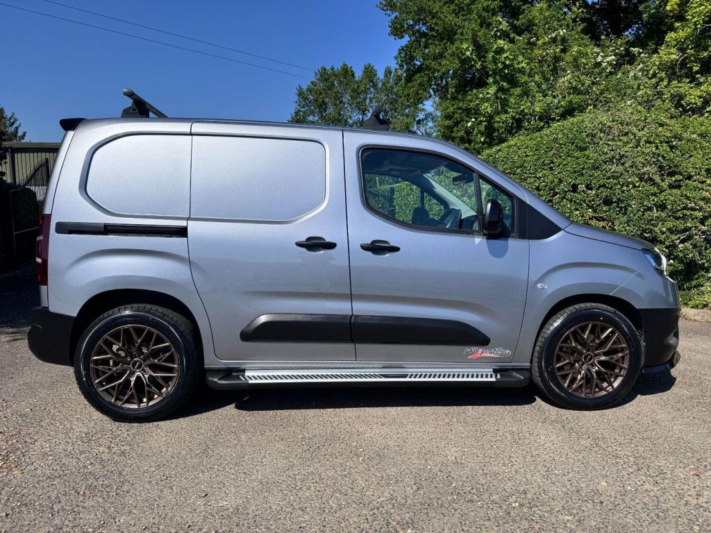 View TOYOTA PROACE CITY 1.5 BlueHDi Icon
