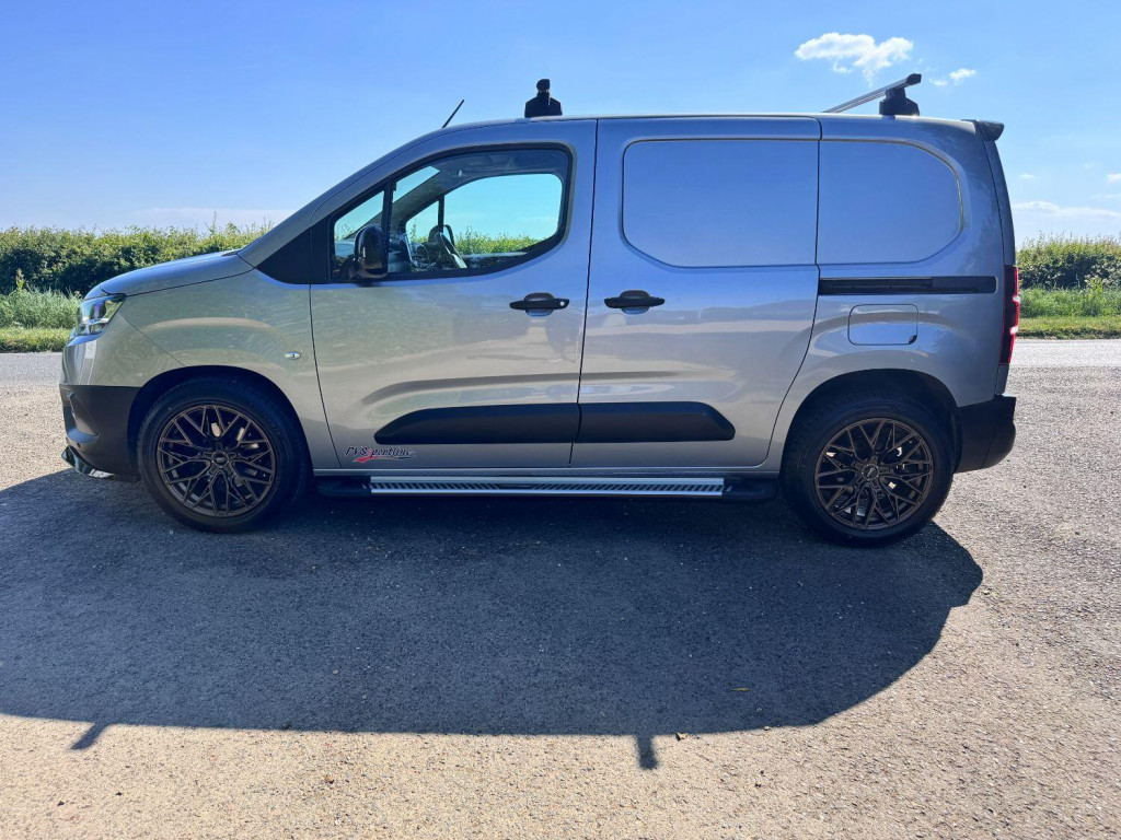 TOYOTA PROACE CITY