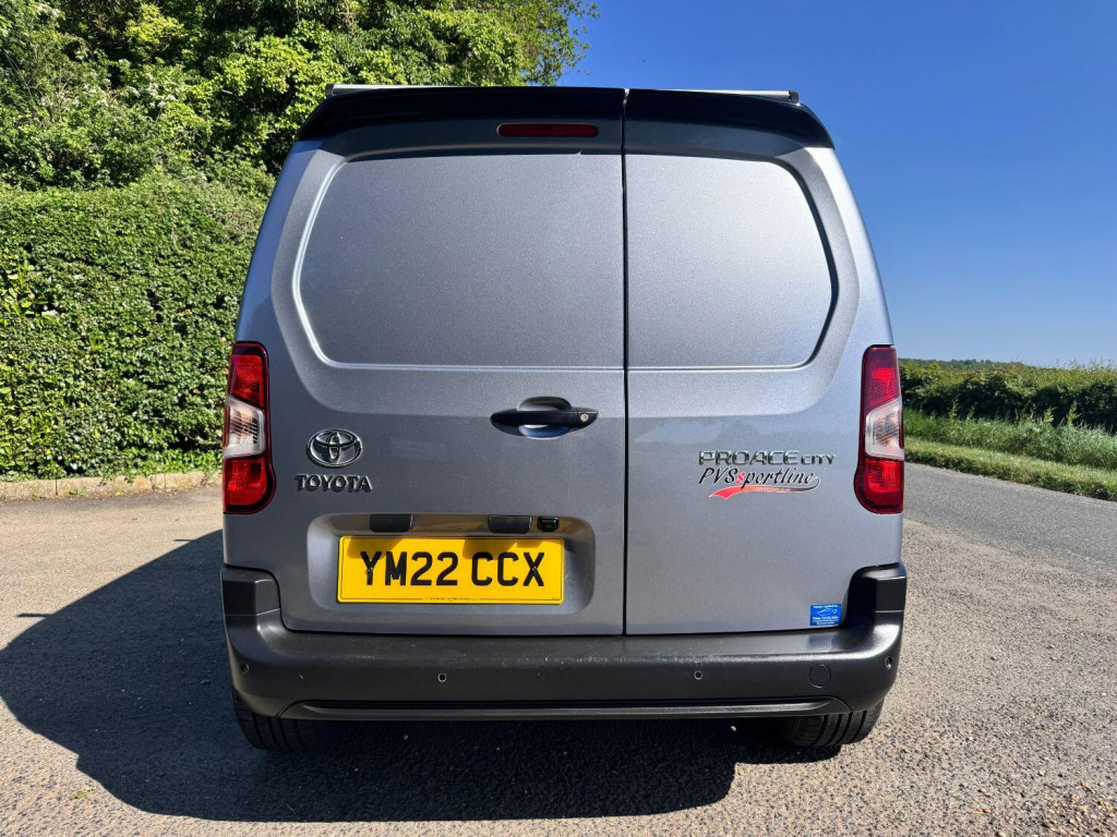 TOYOTA PROACE CITY