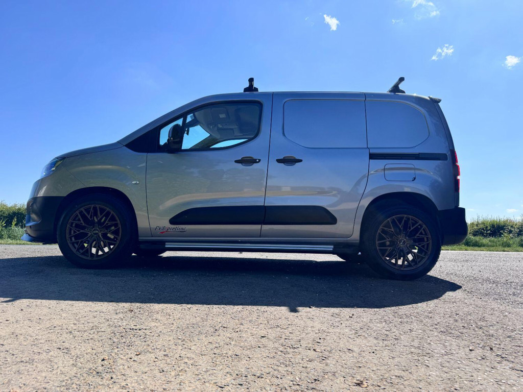TOYOTA PROACE CITY