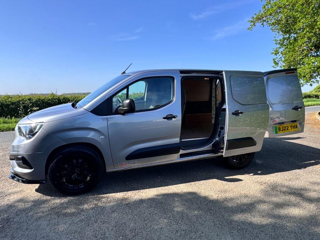 VAUXHALL COMBO