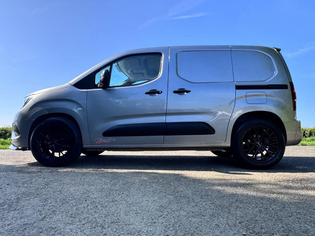 VAUXHALL COMBO