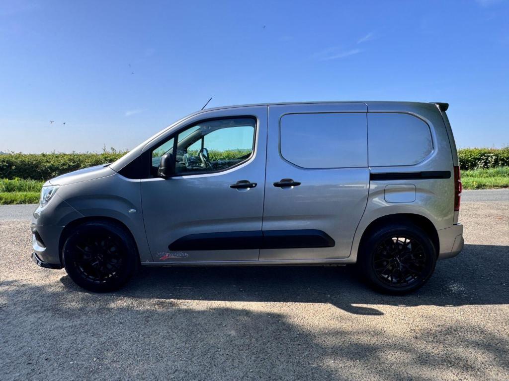 VAUXHALL COMBO