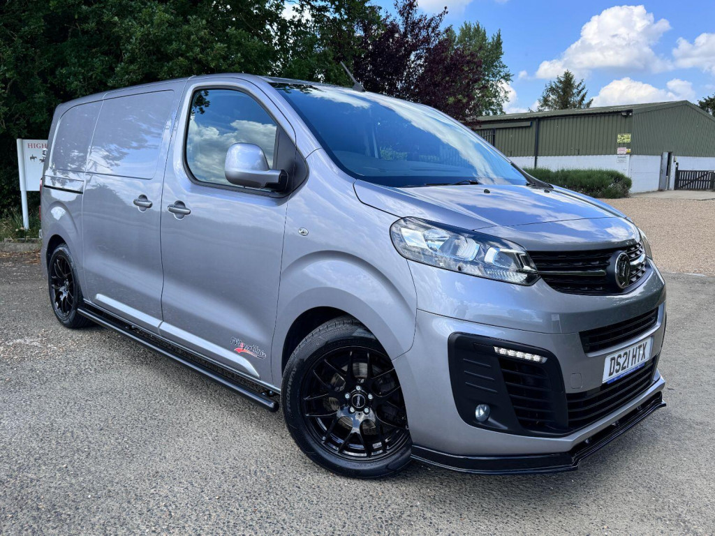 View VAUXHALL VIVARO 1.5 Turbo D 2700 Sportive
