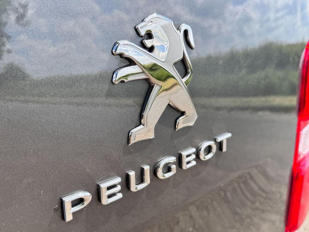 PEUGEOT EXPERT