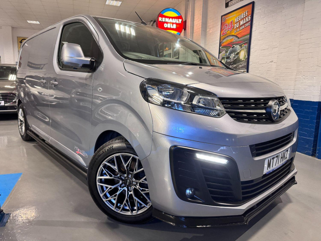 View VAUXHALL VIVARO 1.5 Turbo D 2700 Sportive