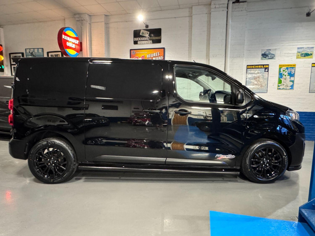 View PEUGEOT EXPERT 1.5 BlueHDi 1000 Professional Premium +