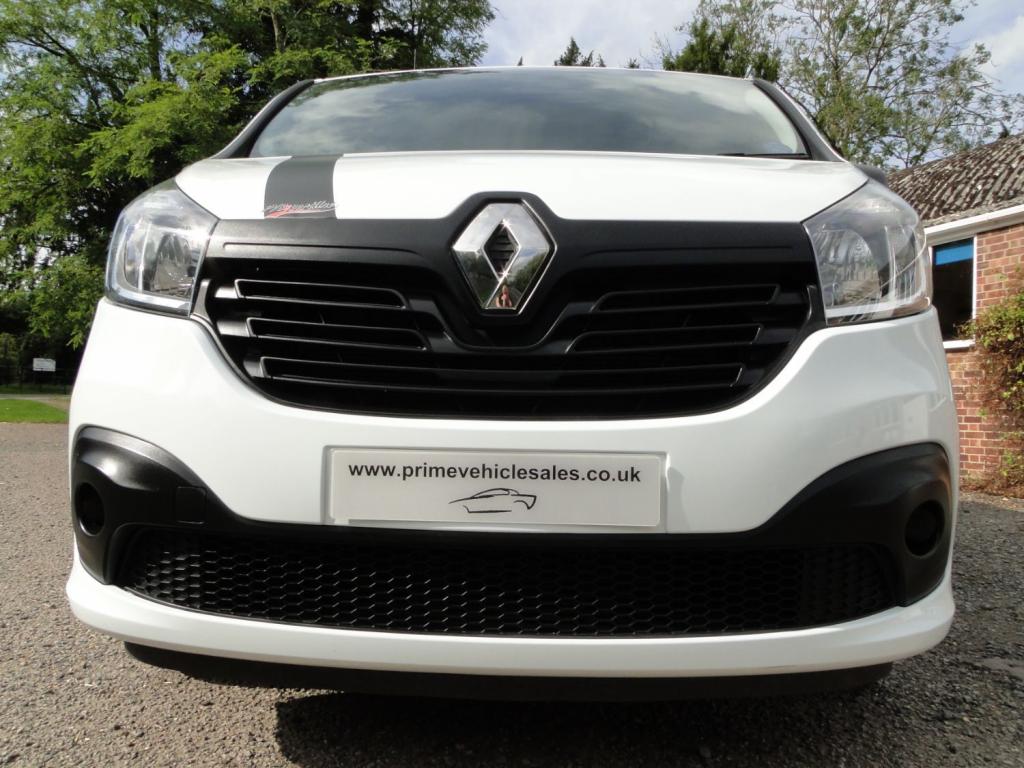 RENAULT TRAFIC