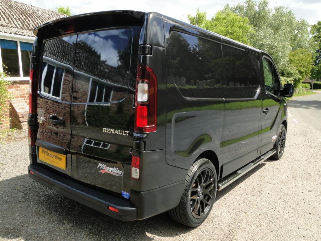RENAULT TRAFIC
