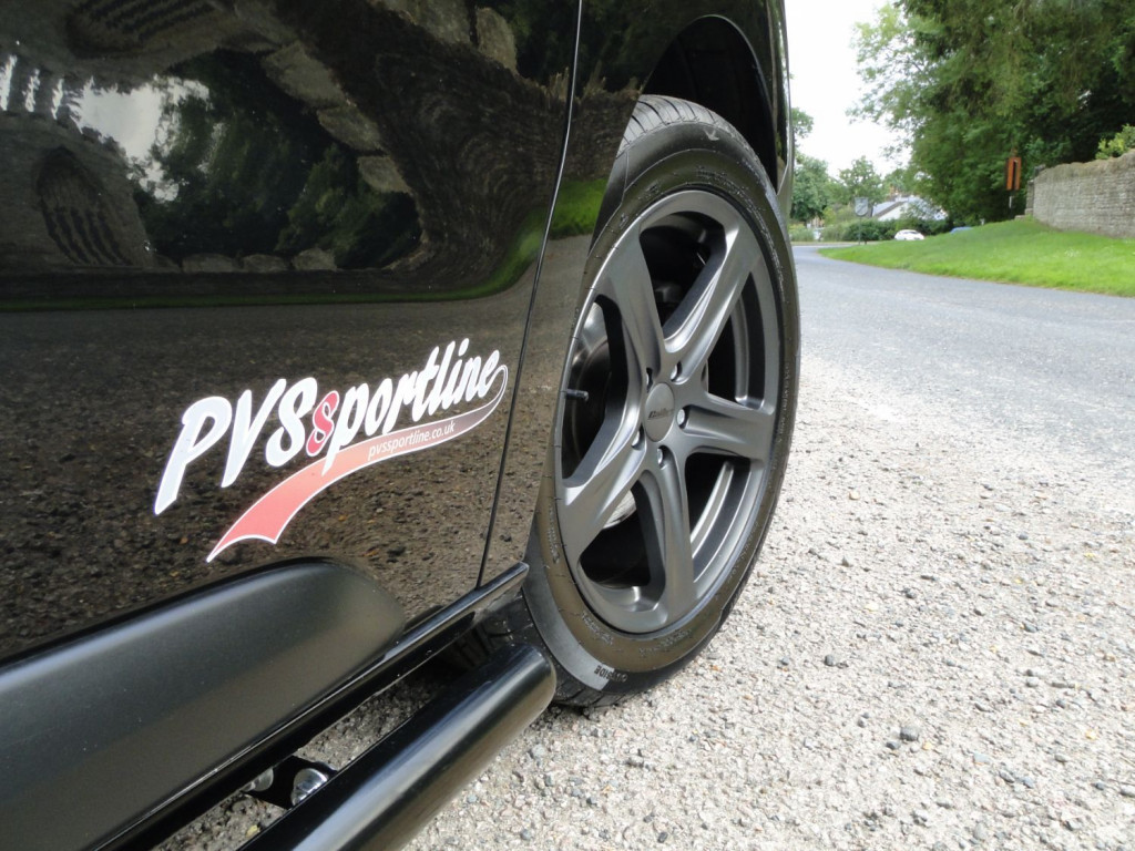 View PEUGEOT EXPERT 2.0 BLUE EU6 HDI 120 PROFESSIONAL STD PVSSPORTLINE EDITION