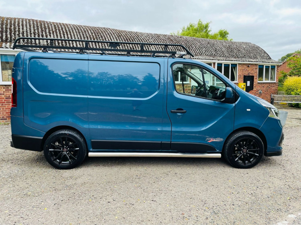 View RENAULT TRAFIC SL28 SPORT ENERGY DCI PVSsportline Edition
