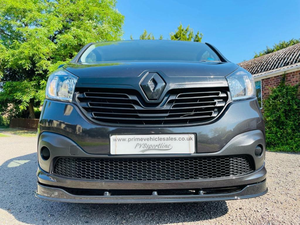 RENAULT TRAFIC