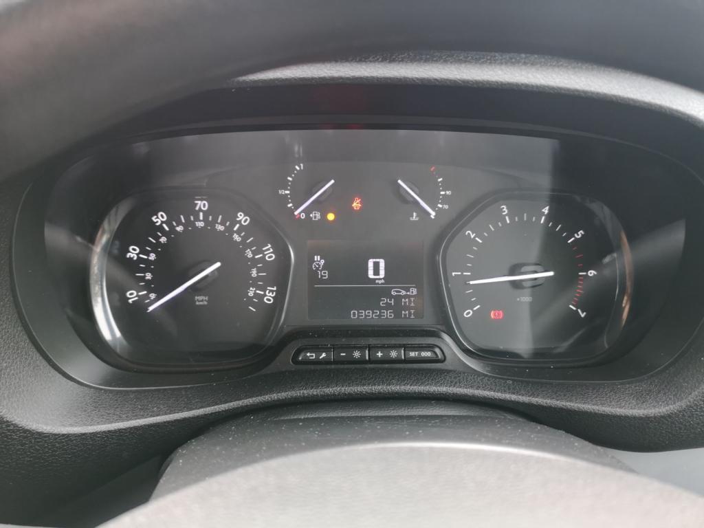 PEUGEOT EXPERT