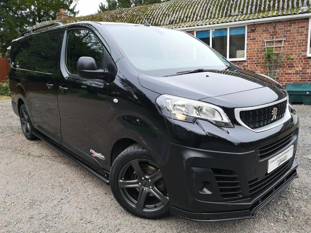 View PEUGEOT EXPERT BLUE HDI PROFESSIONAL LONG PVSsportline Edition