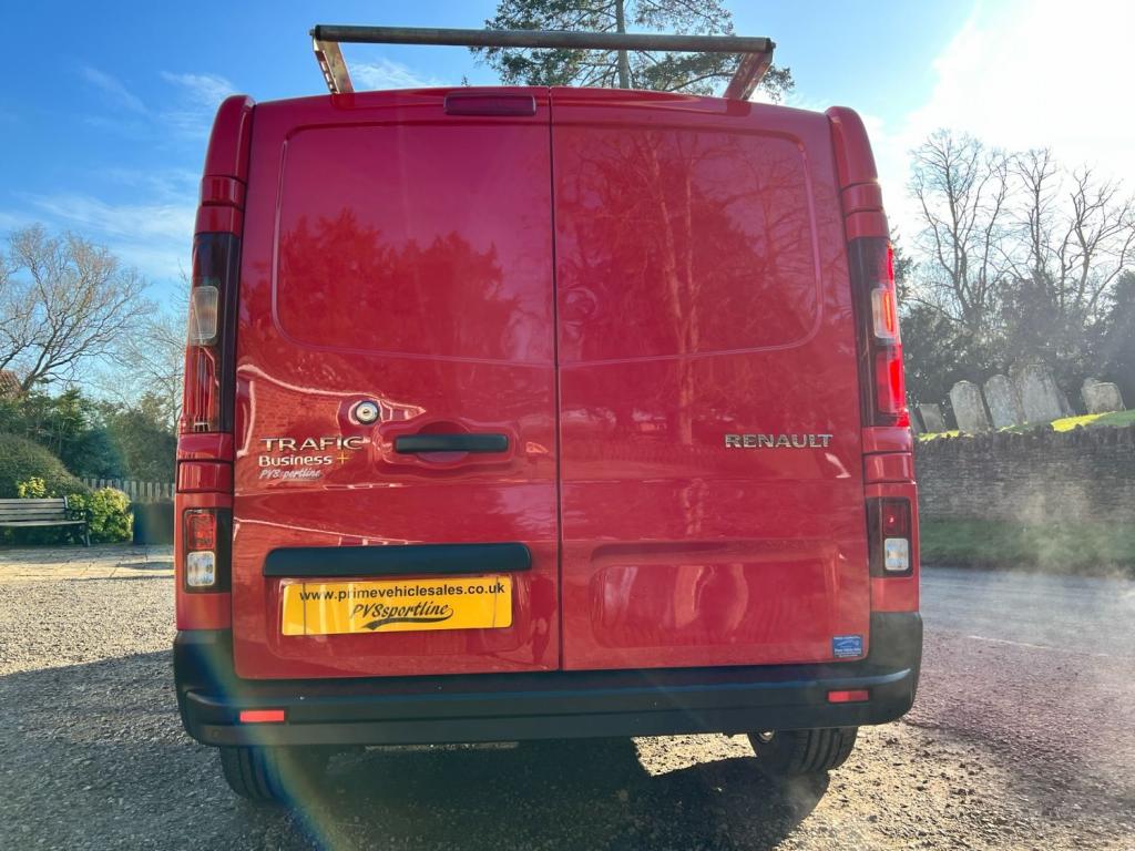 RENAULT TRAFIC