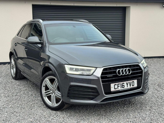 AUDI Q3