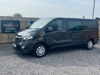 VAUXHALL VIVARO