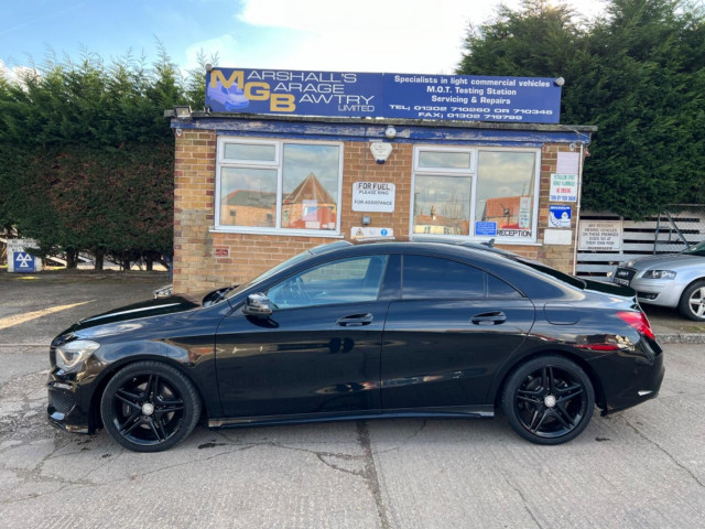 MERCEDES-BENZ CLA 2.1 CLA220 CDI AMG Sport