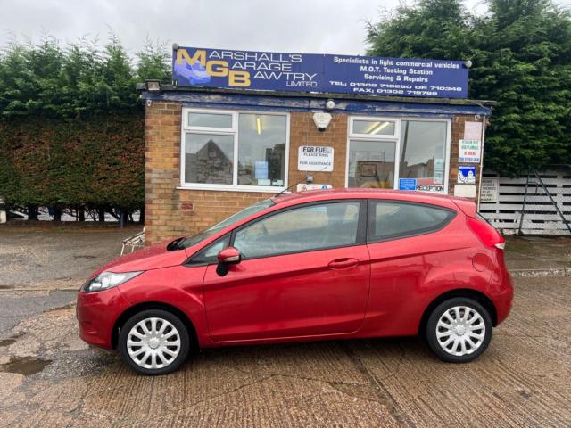 FORD FIESTA 1.3 Edge