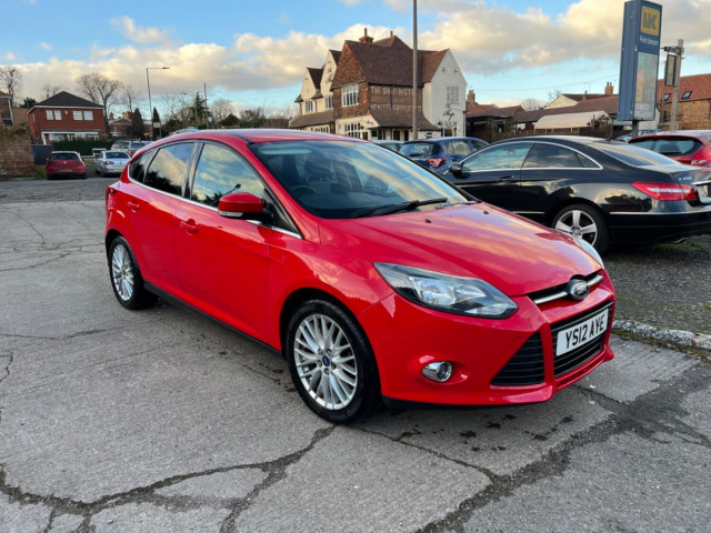 FORD FOCUS 1.0 T EcoBoost Zetec 