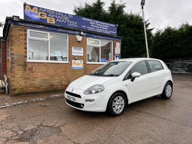 FIAT PUNTO 1.4 Punto 5-door 1.4 8v 77hp Easy+