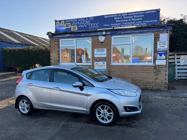 FORD FIESTA 1.3 Zetec