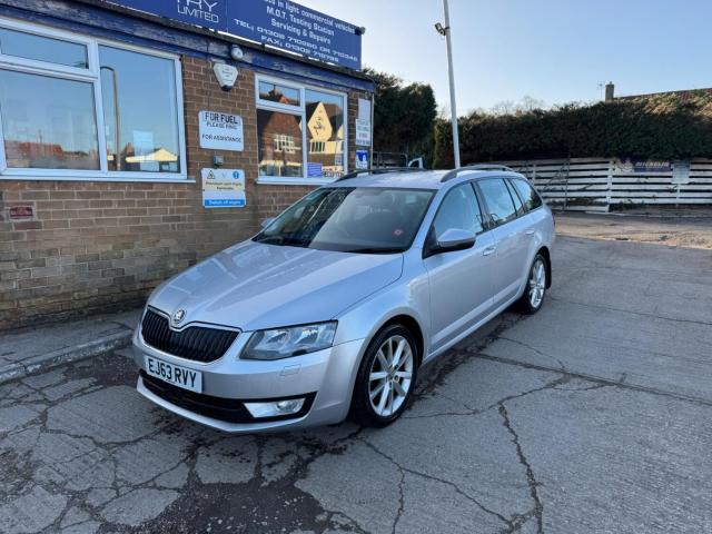 SKODA OCTAVIA 2.0 TDI Elegance