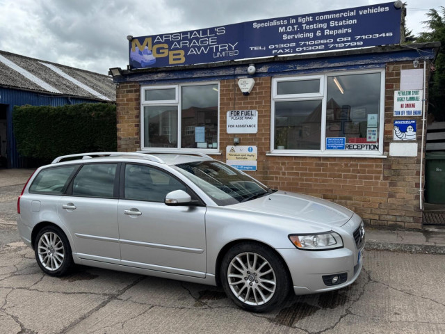 VOLVO V50