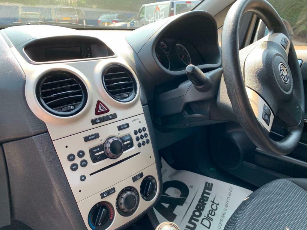 VAUXHALL CORSA