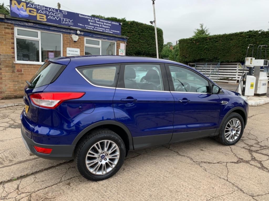 FORD KUGA