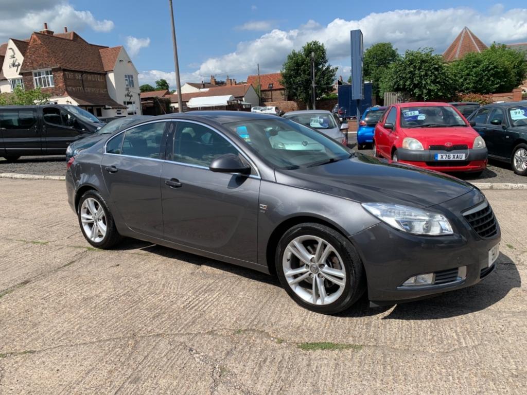 VAUXHALL INSIGNIA