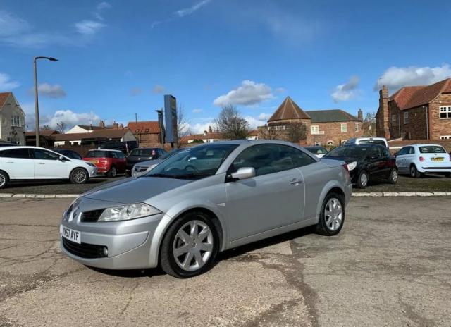 RENAULT MEGANE 1.6 Convertible