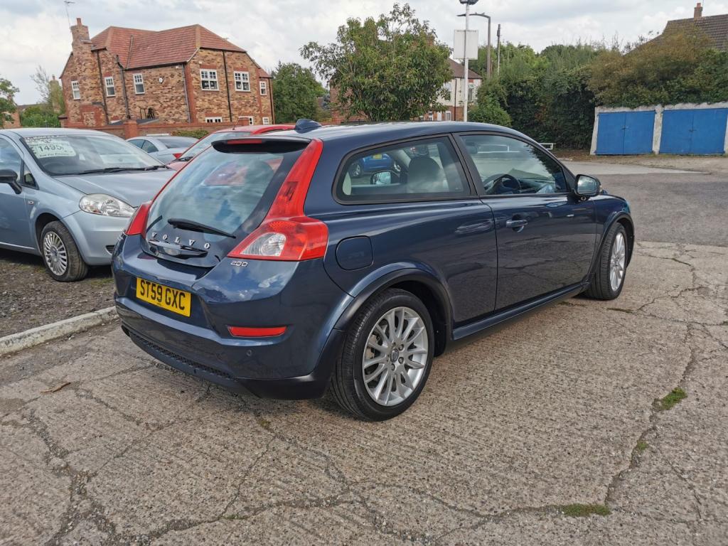 VOLVO C30