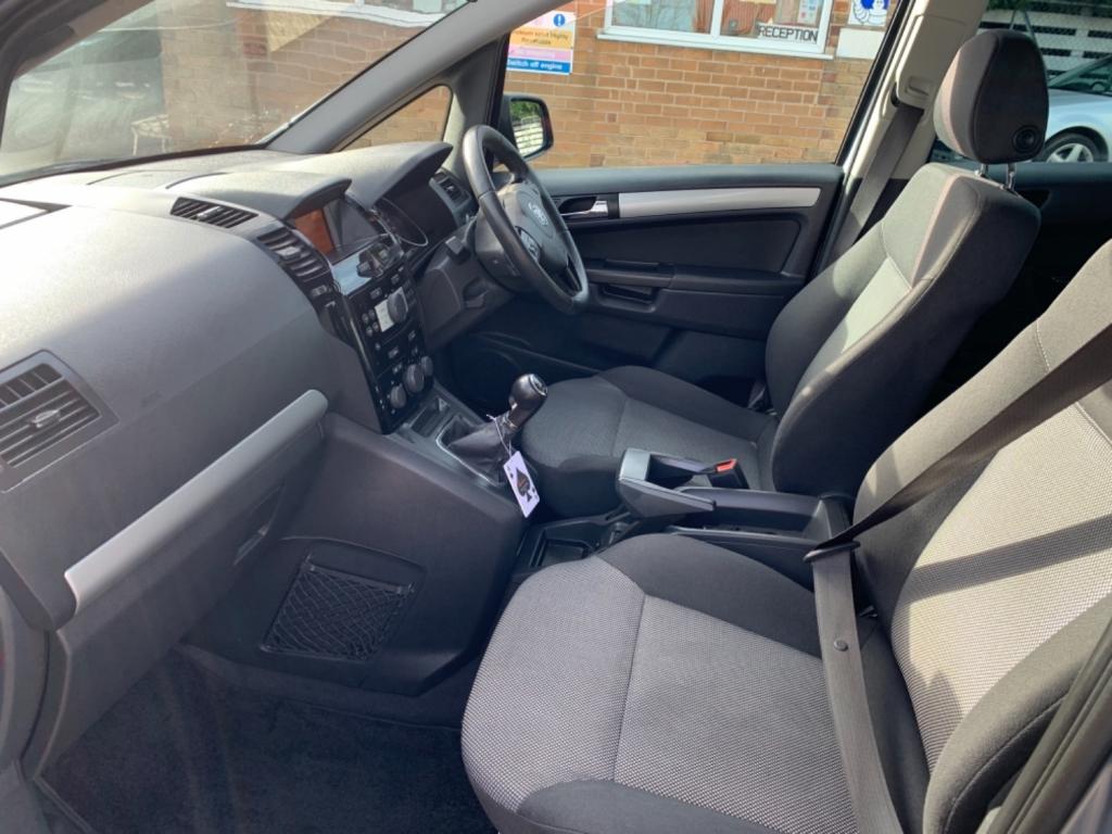 VAUXHALL ZAFIRA