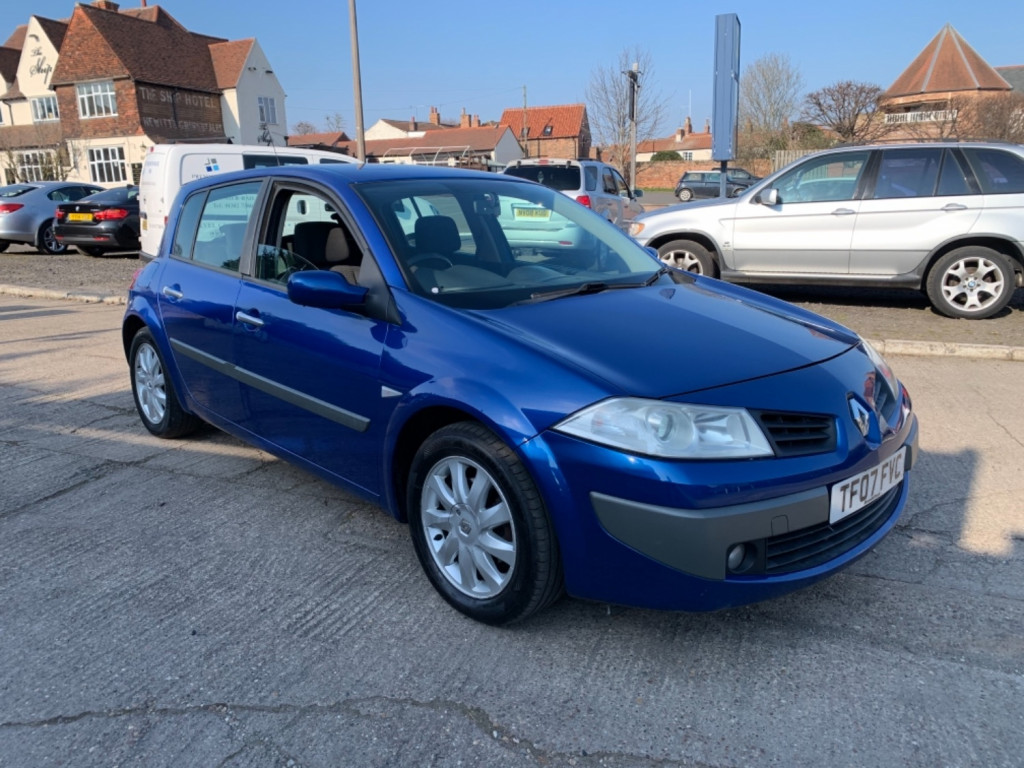 RENAULT MEGANE