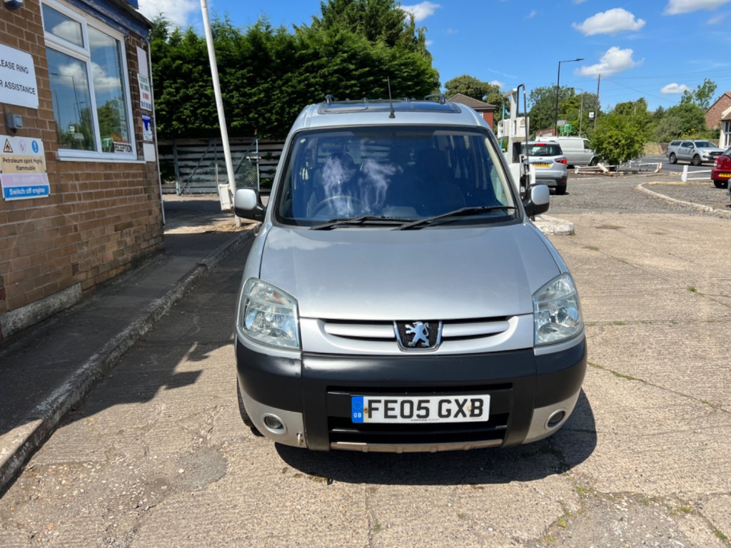 PEUGEOT PARTNER
