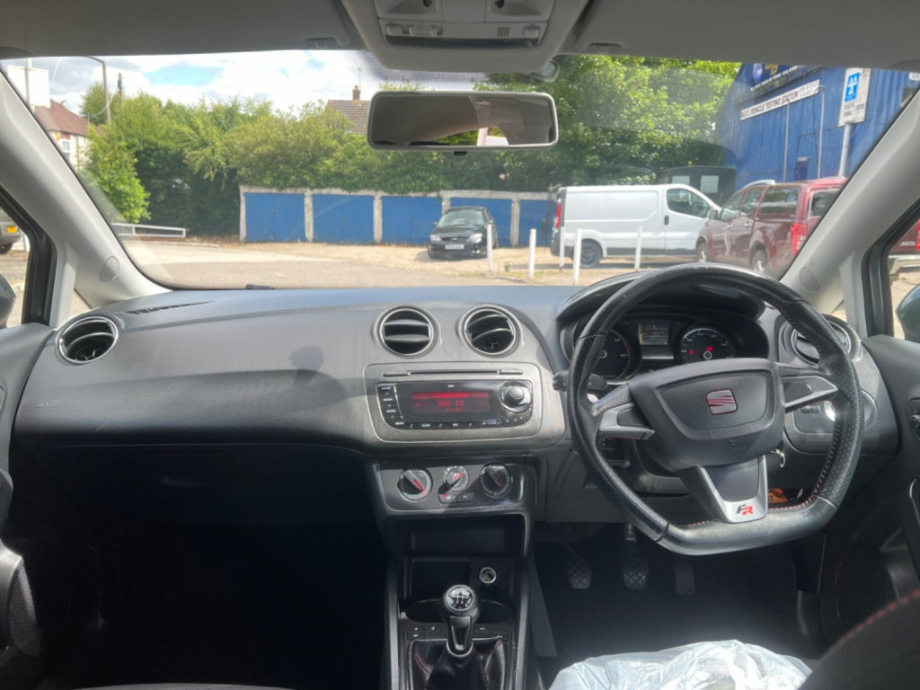 SEAT IBIZA