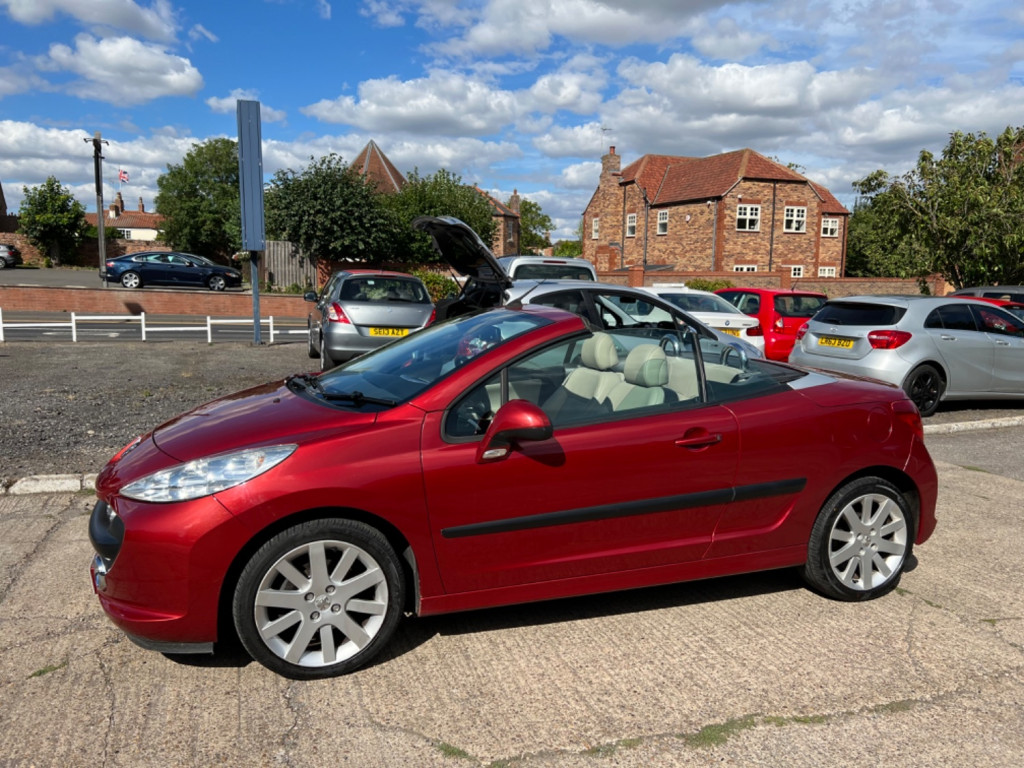 PEUGEOT 207