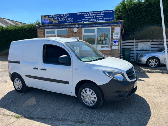 MERCEDES-BENZ CITAN 109 CDI