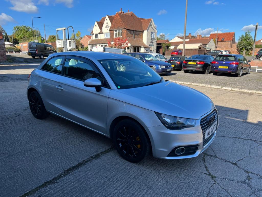 AUDI A1