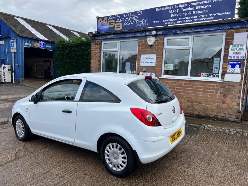 VAUXHALL CORSA