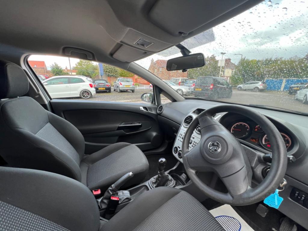 VAUXHALL CORSA